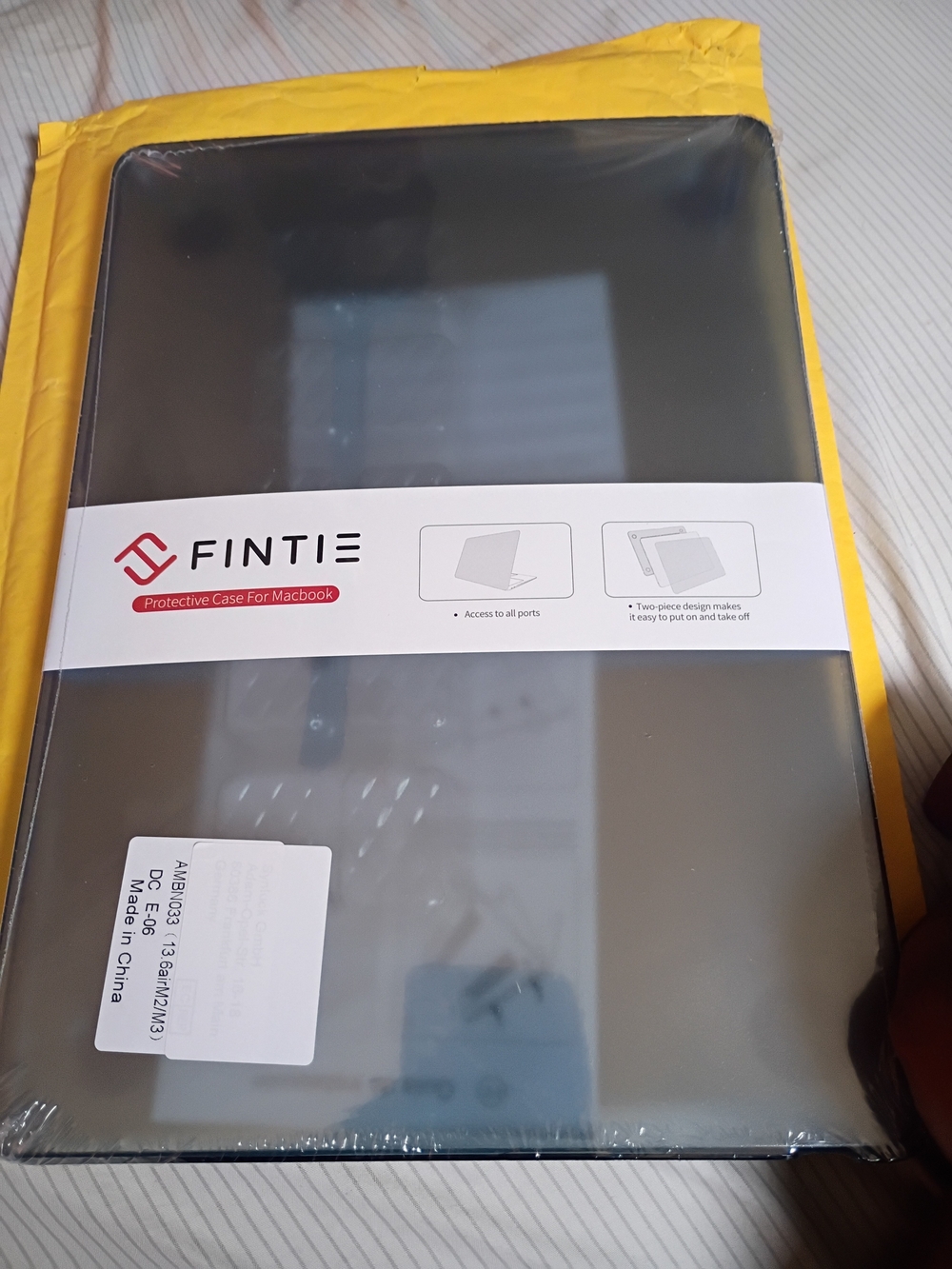 Fintie Black Protective Tablet Case for MacBook